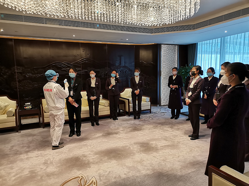 疫情防控期间的尊易巾帼文明岗岗员防疫知识技能培训.jpg