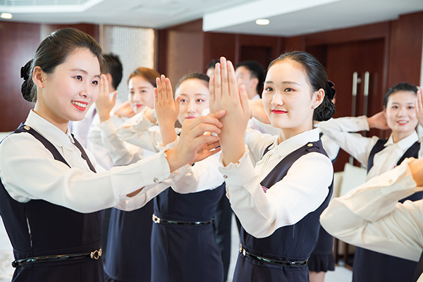 巾帼岗位早班会2.jpg