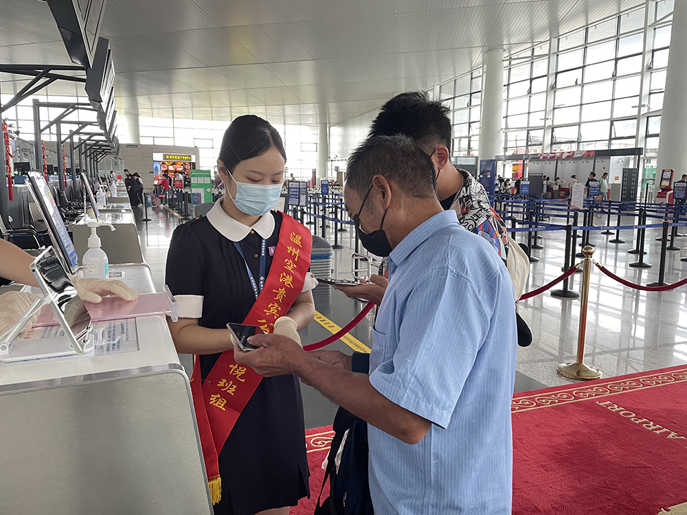 2021.10.15九九重阳节，浓浓敬老情3.jpg