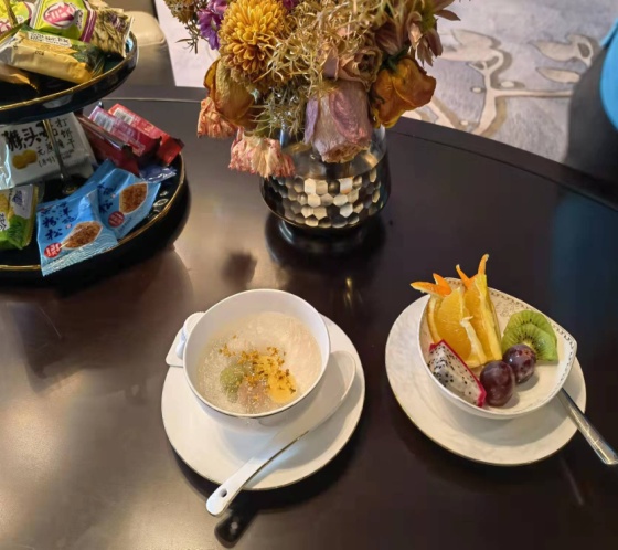冬至大如年，添岁煮汤圆