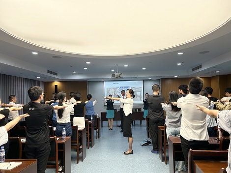 温州贵宾公司为机场多岗位提供服务礼仪培训
